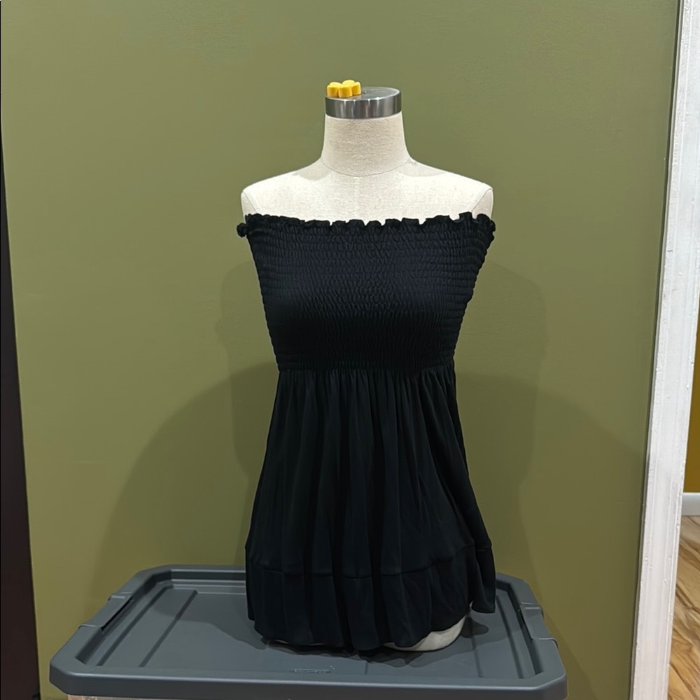 BCBGMaxAzria Black Textured Strapless Top